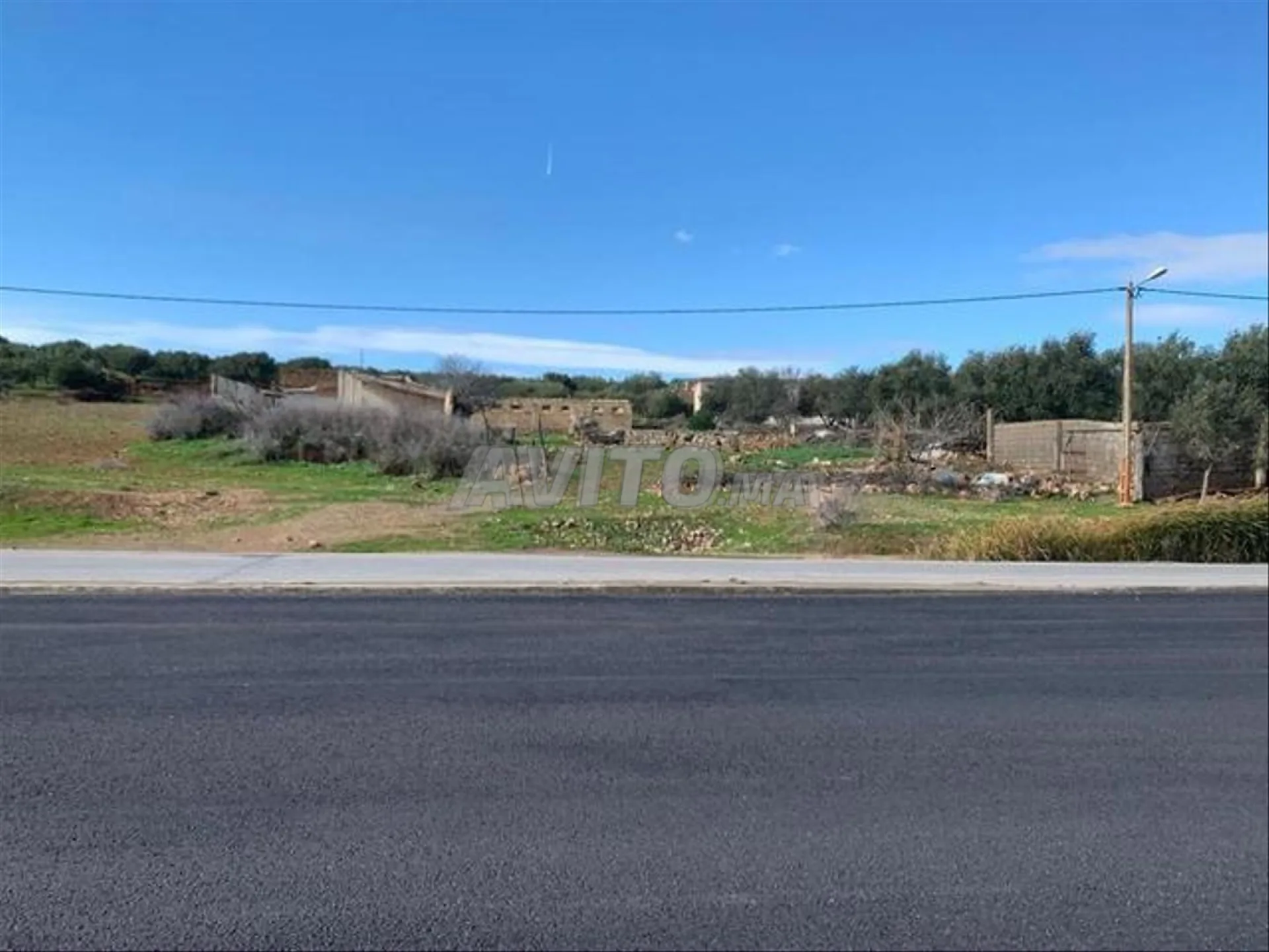 Terrain de 2470 m² - Route de Sefrou
