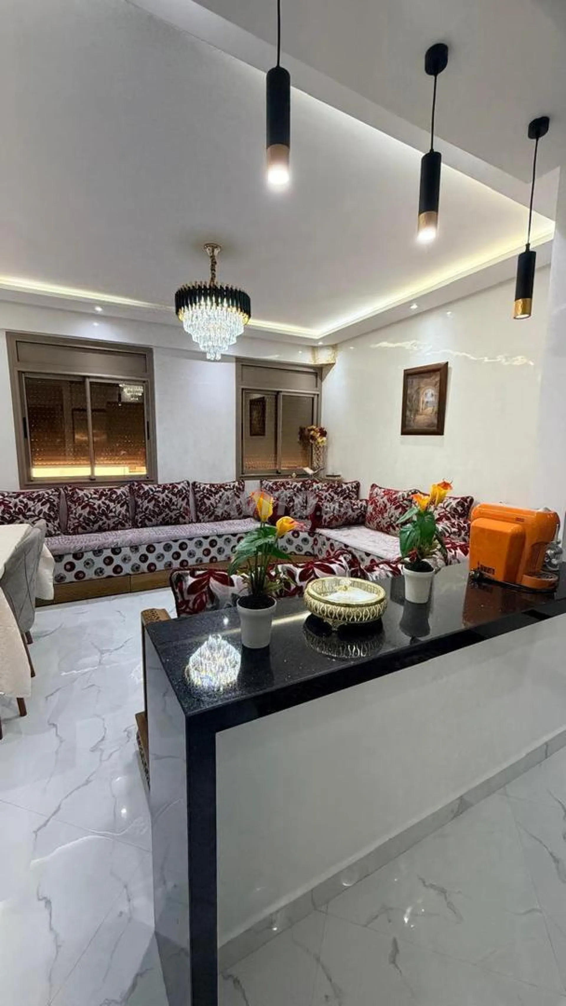 شقة جميلة مفروشة للإيجار طويل الأمد