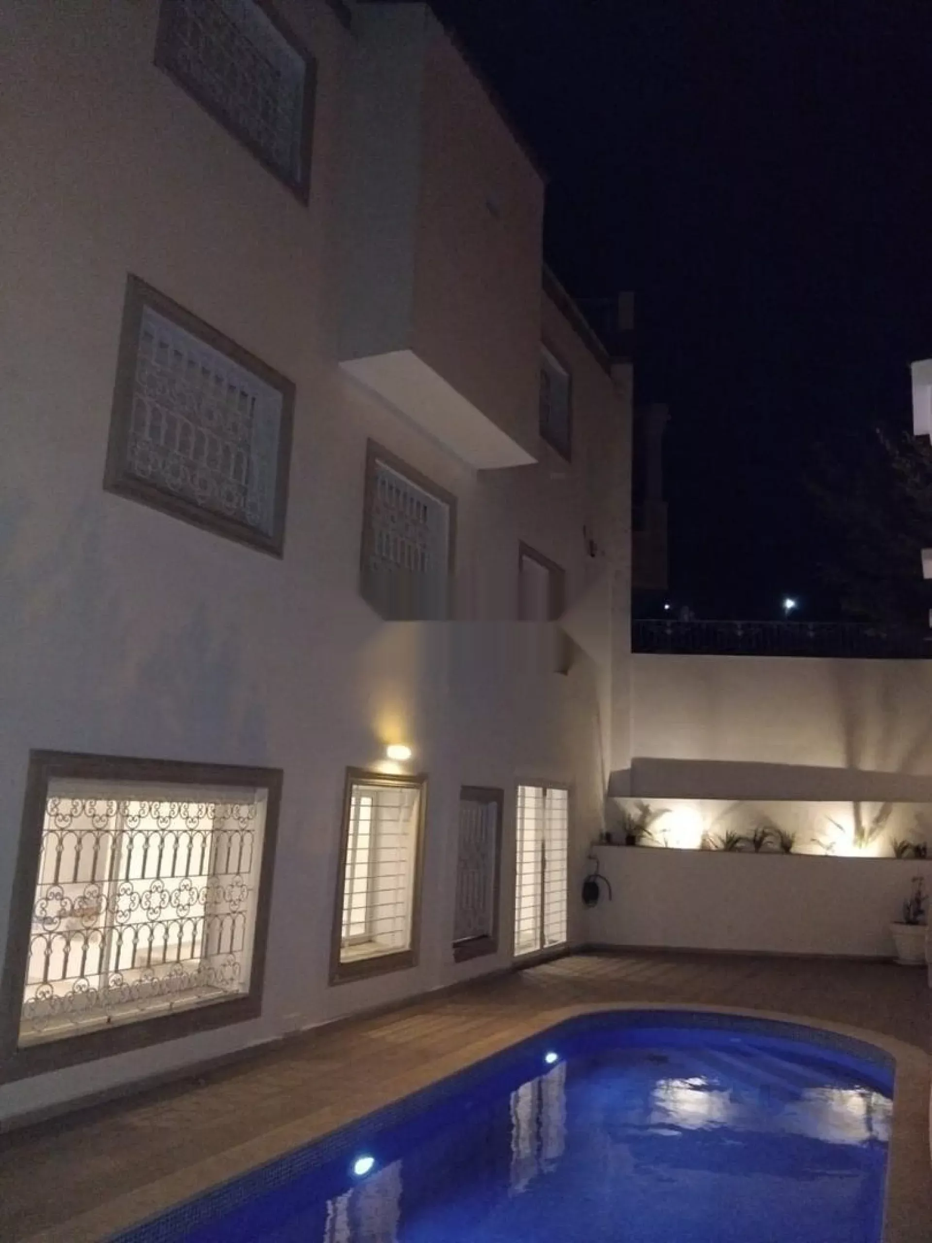 فيلا للبيع في مدينة طنجة