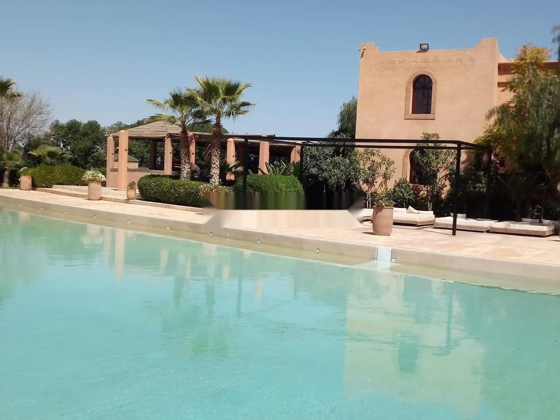 Maison d'hôtes 13000m2 plage privée Ourika