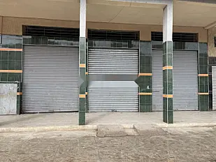 Magasin à vendre Magasin 50m et 65m à vendre à Berrechid