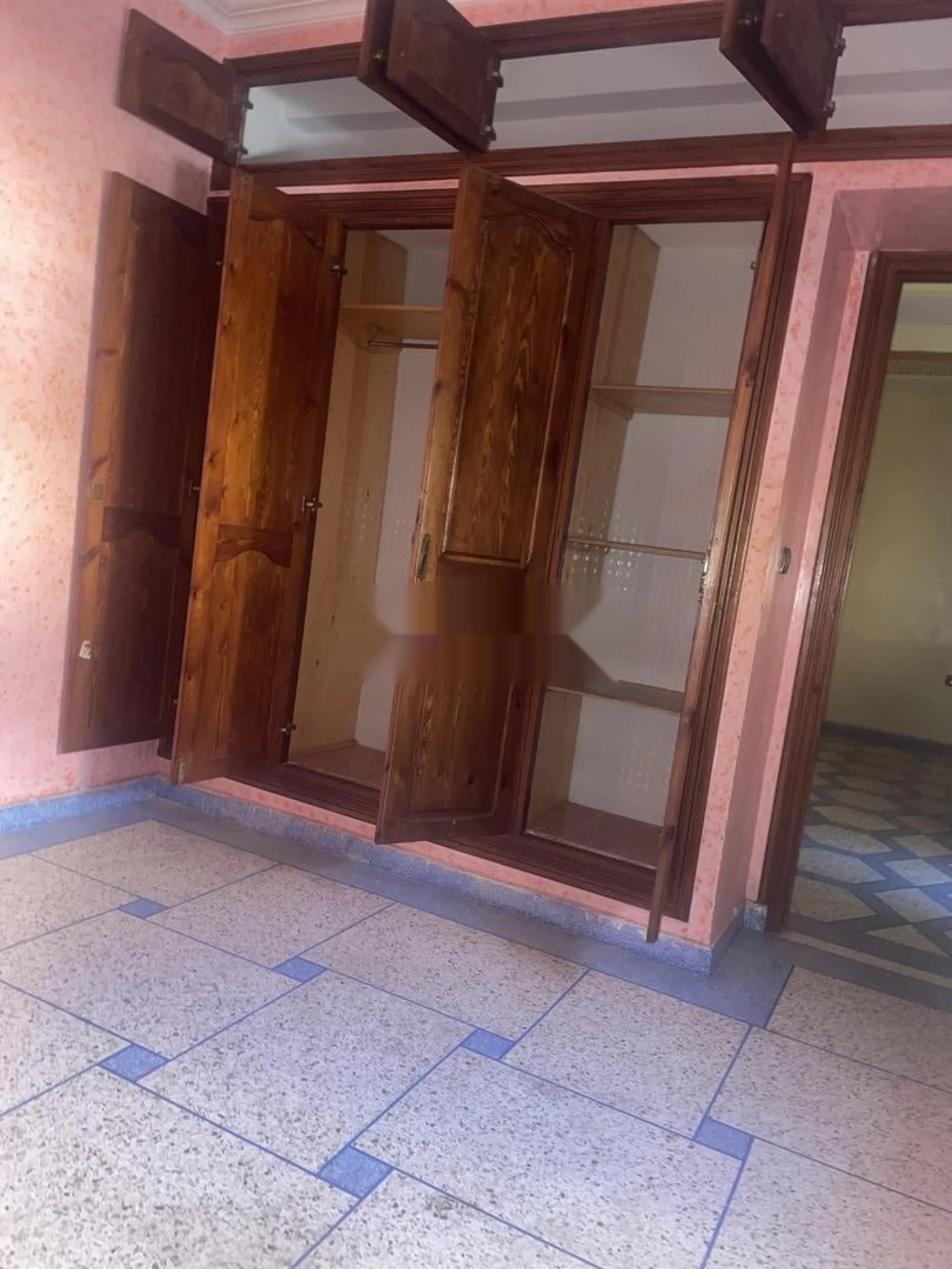Appartement à louer officiellement pour familles dans le quartier Salam