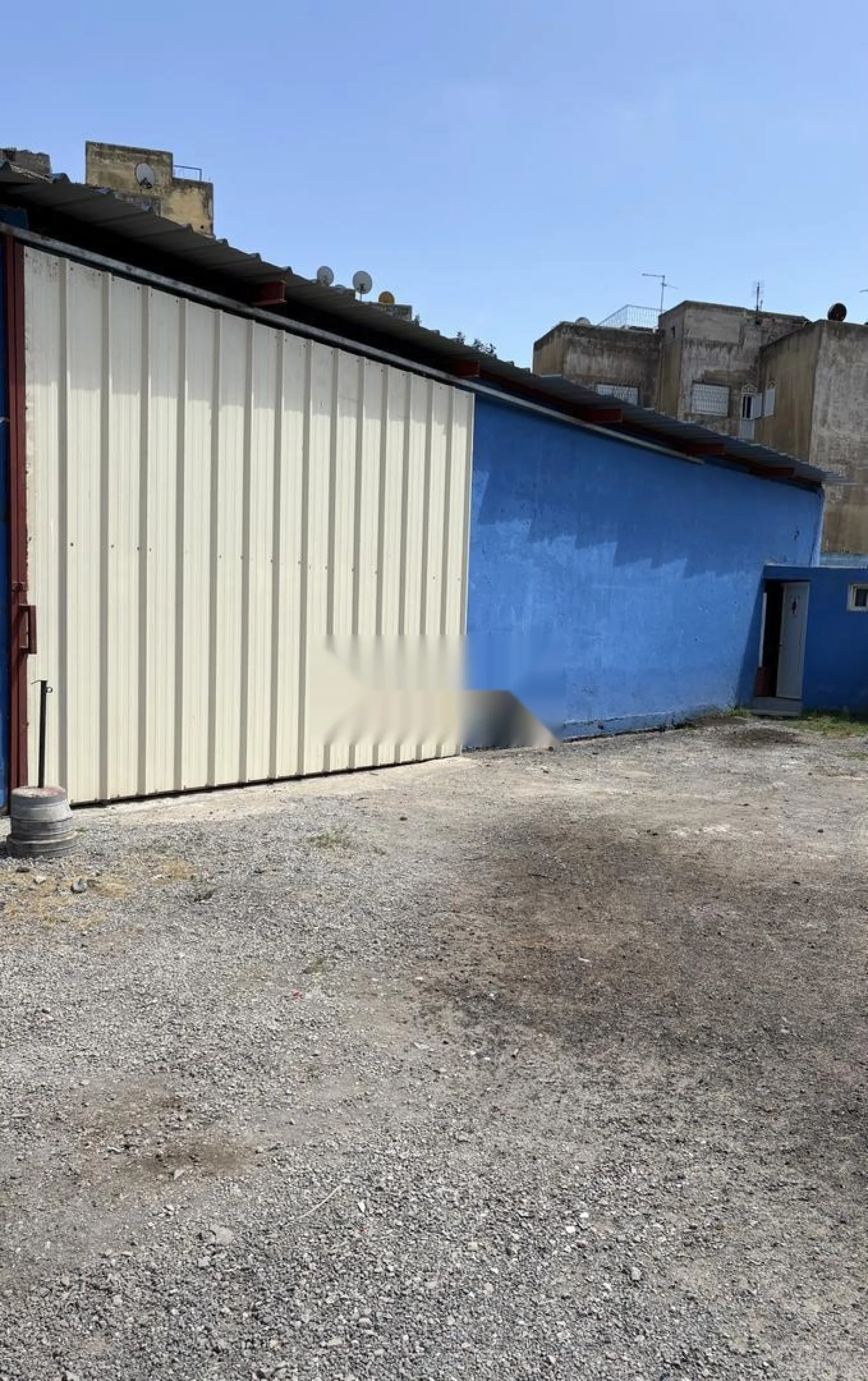 Hangar disponible pour stockage