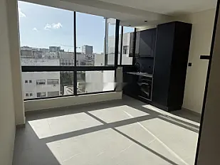 Studio neuf quartier des hôpitaux