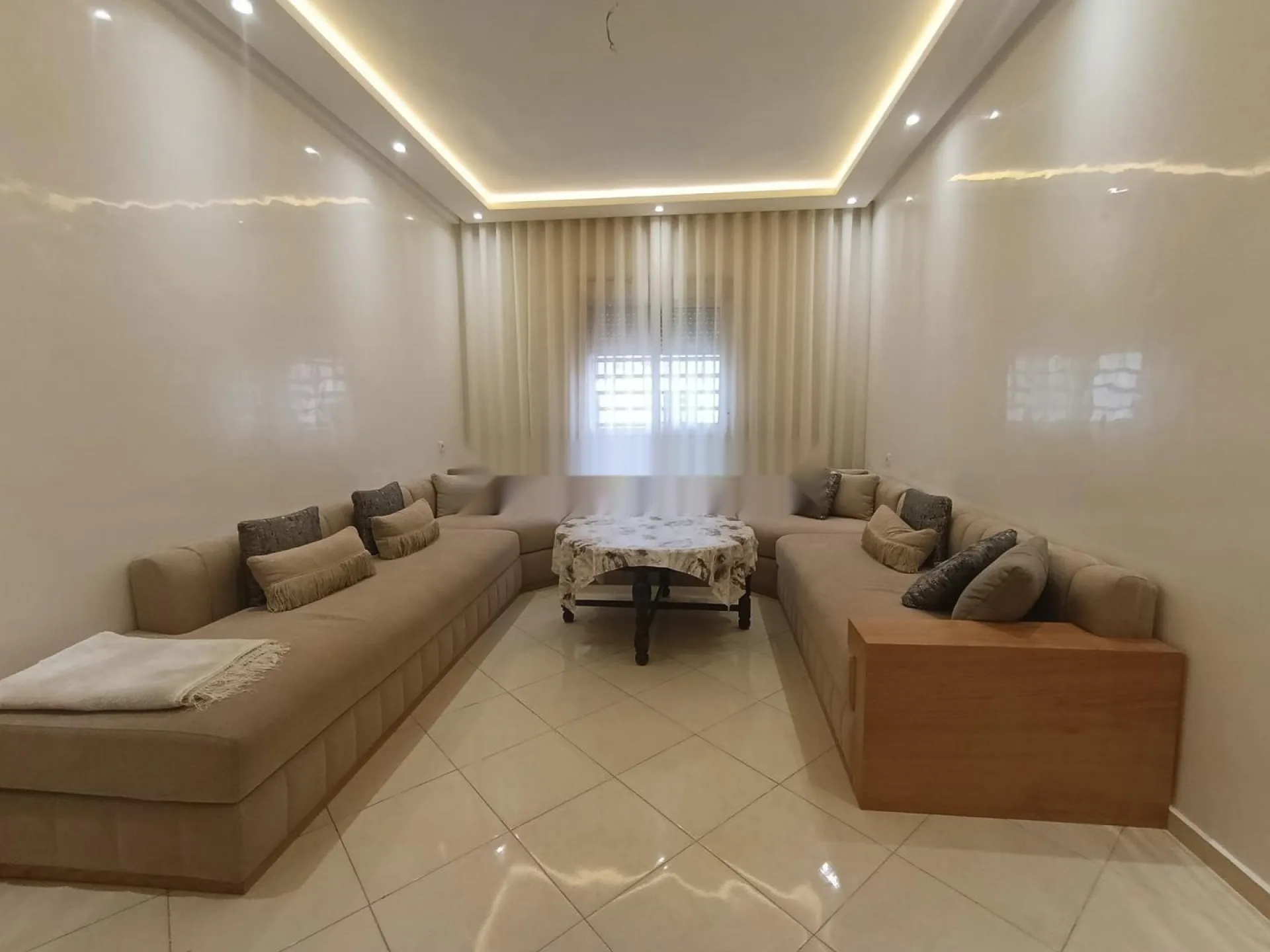 Appartement meublé 60 m² - 2 ch et salon