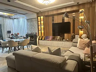 Diplomatic-Standard Furnished