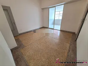 CENTRE VILLE Superbe studio ART DECO A LOUER VIDE