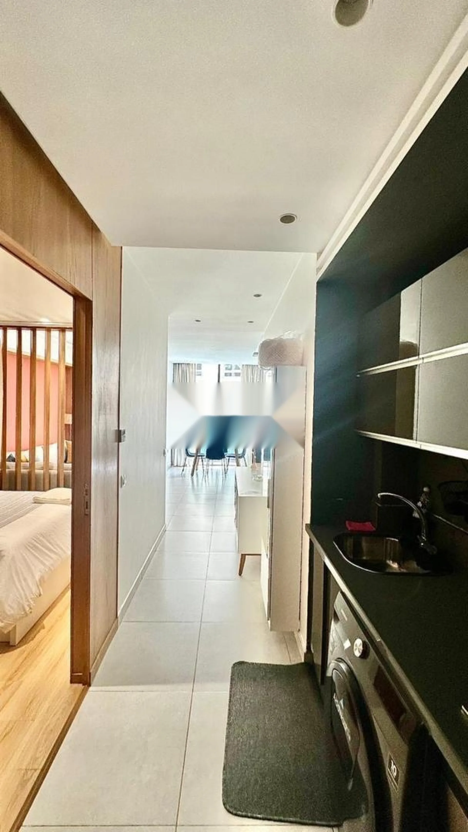 Très beau studio meublé à louer à Princesse