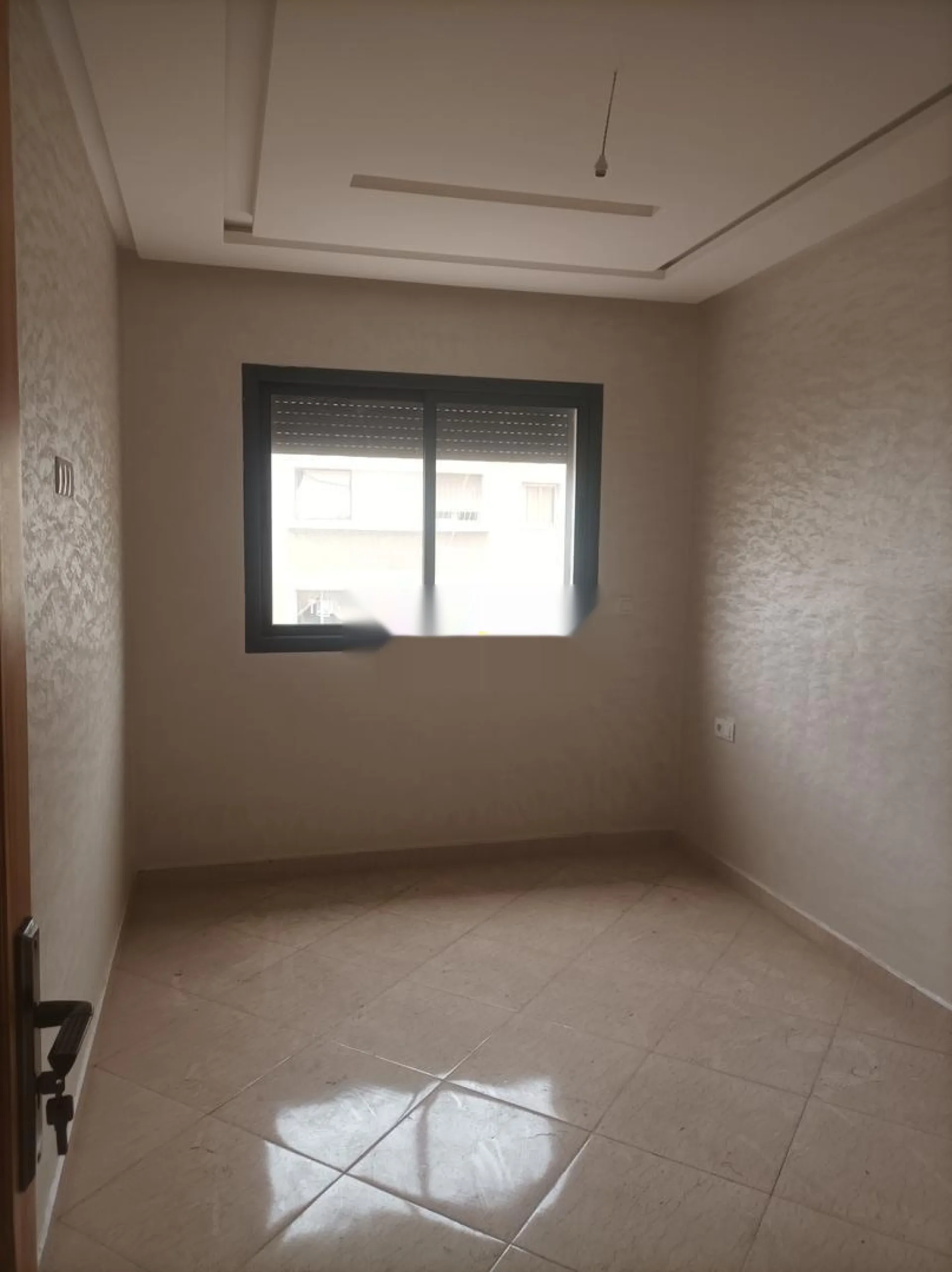 Appartement neuf bien ensoleillé avec ascenseur