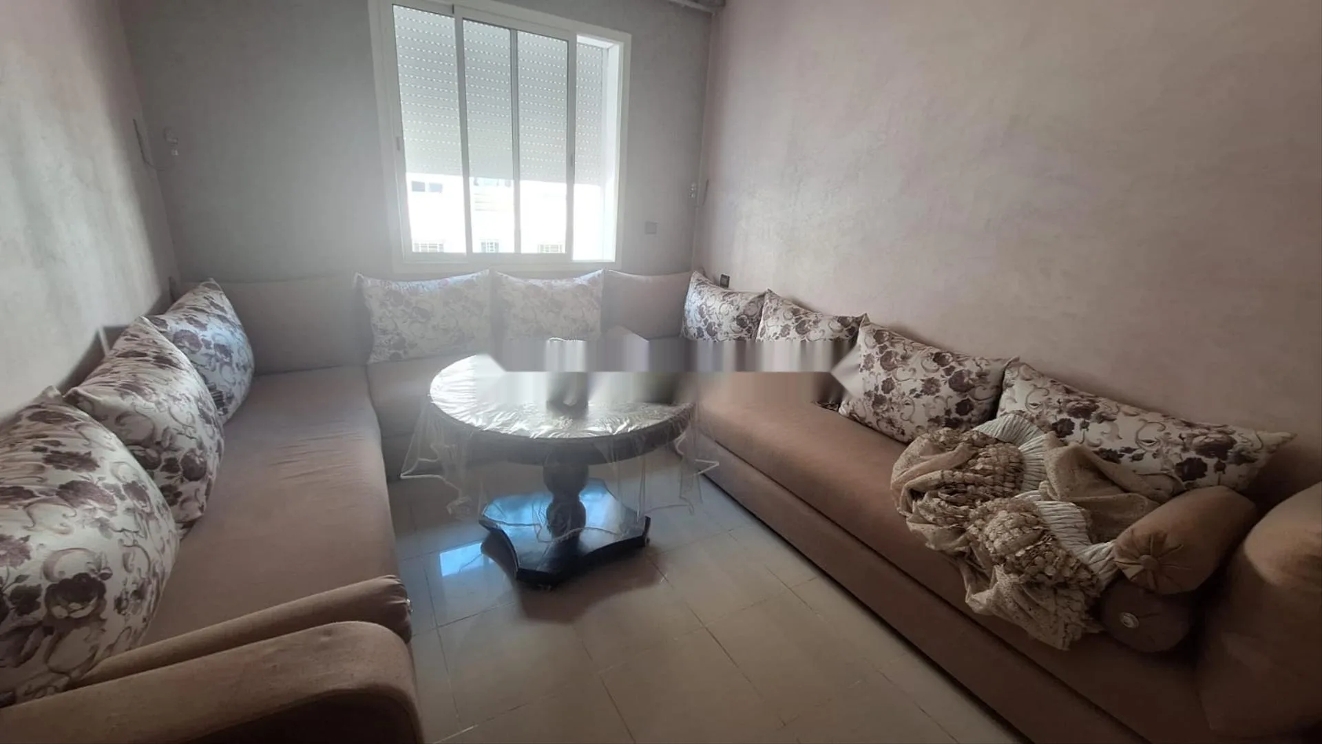 UNE CHAMBRE EN FACE GARE AIN SEBAA 1600 DH HOMME