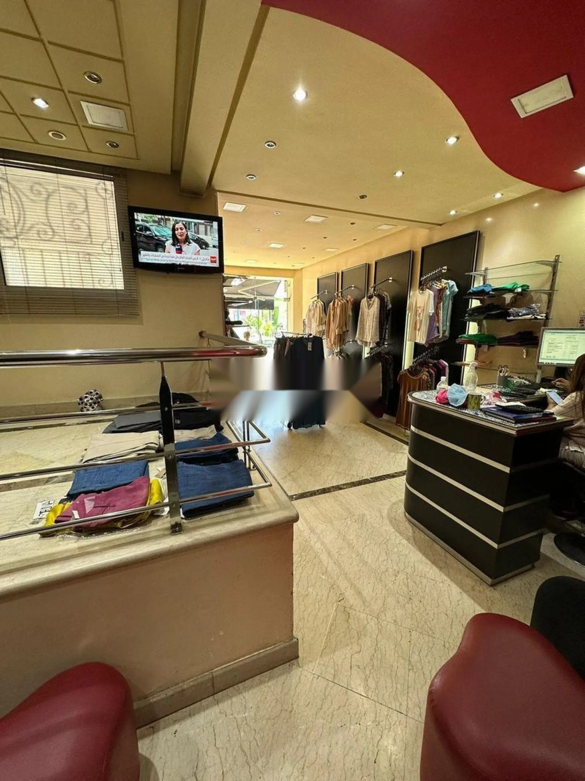 Magasin TB aménagé 124m2 à louer à 2mars