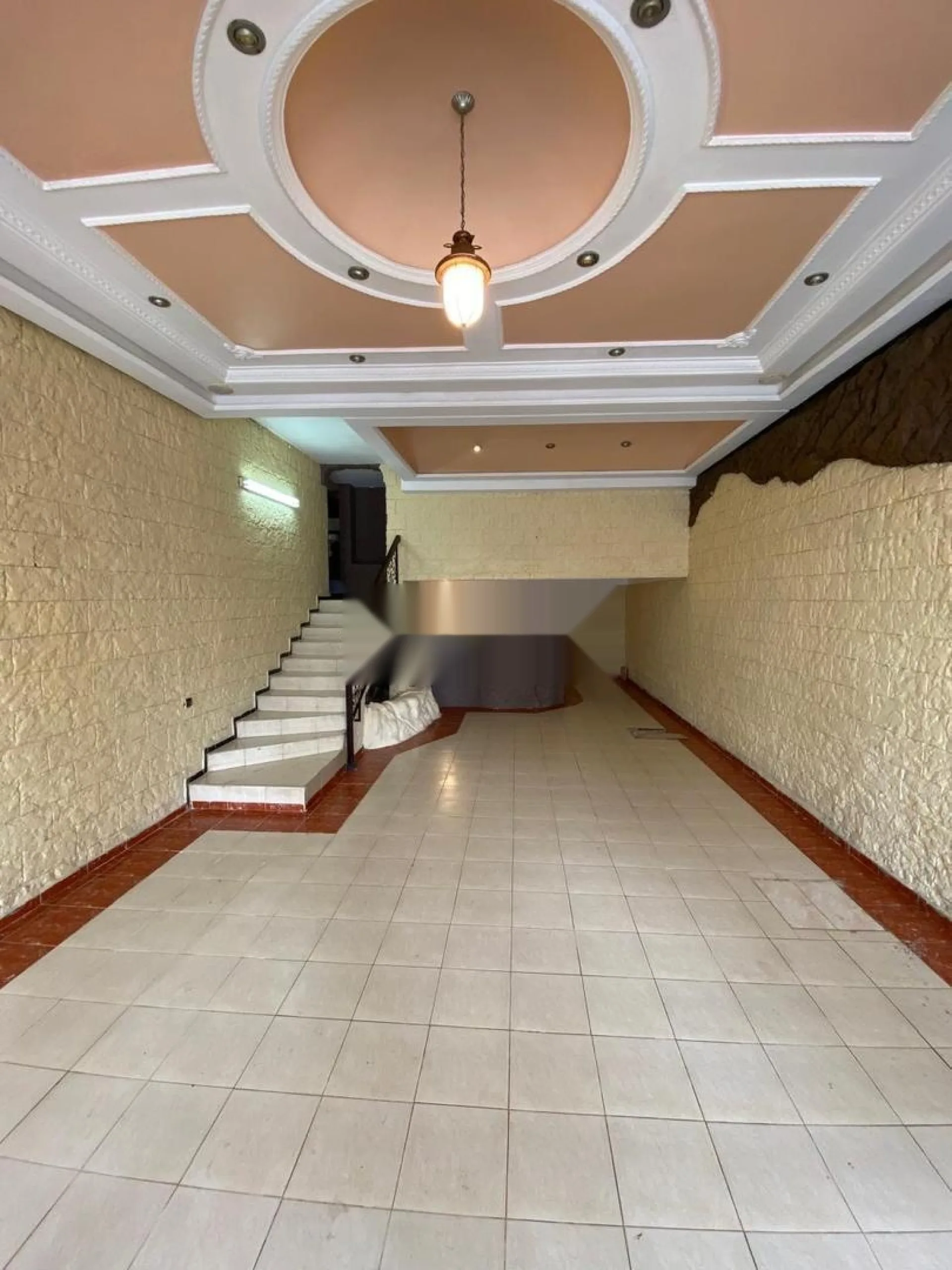 محل تجاري للبيع Local commercial à vendre