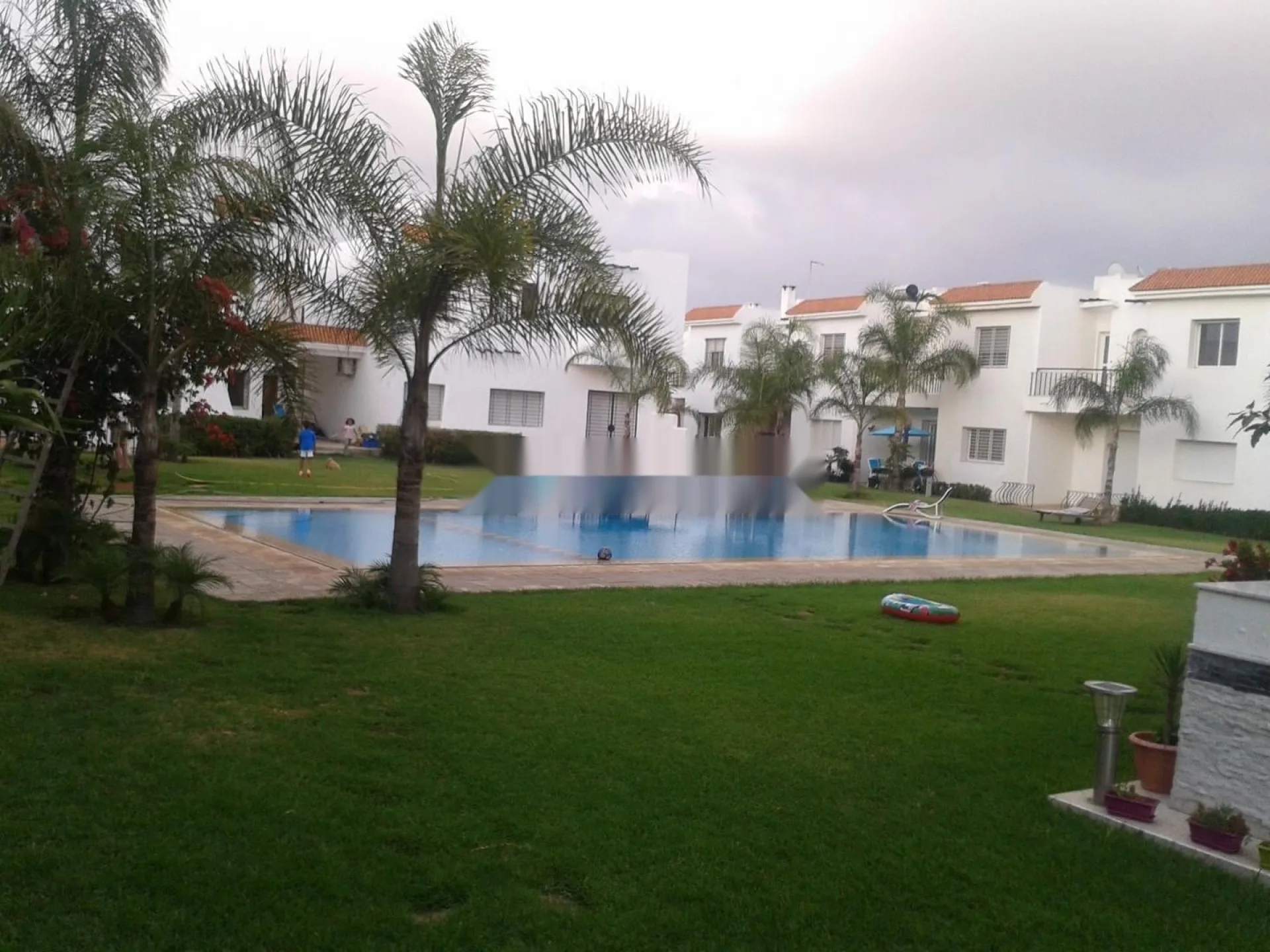 Superbe villa Triplex à louer Harhoura
