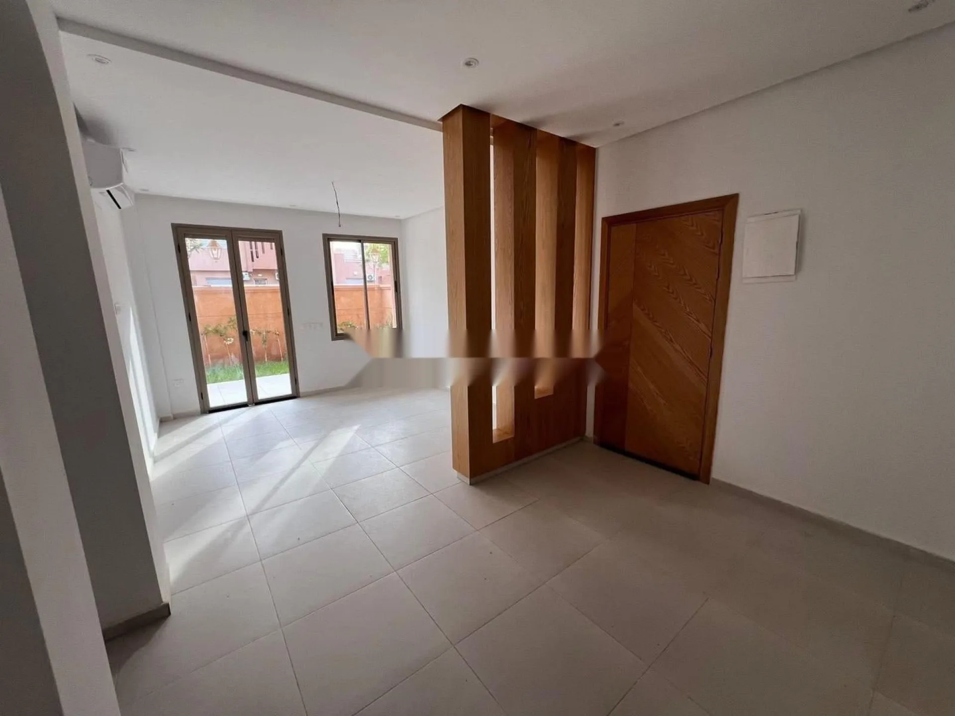 Appartement vide avec grand jardin à louer