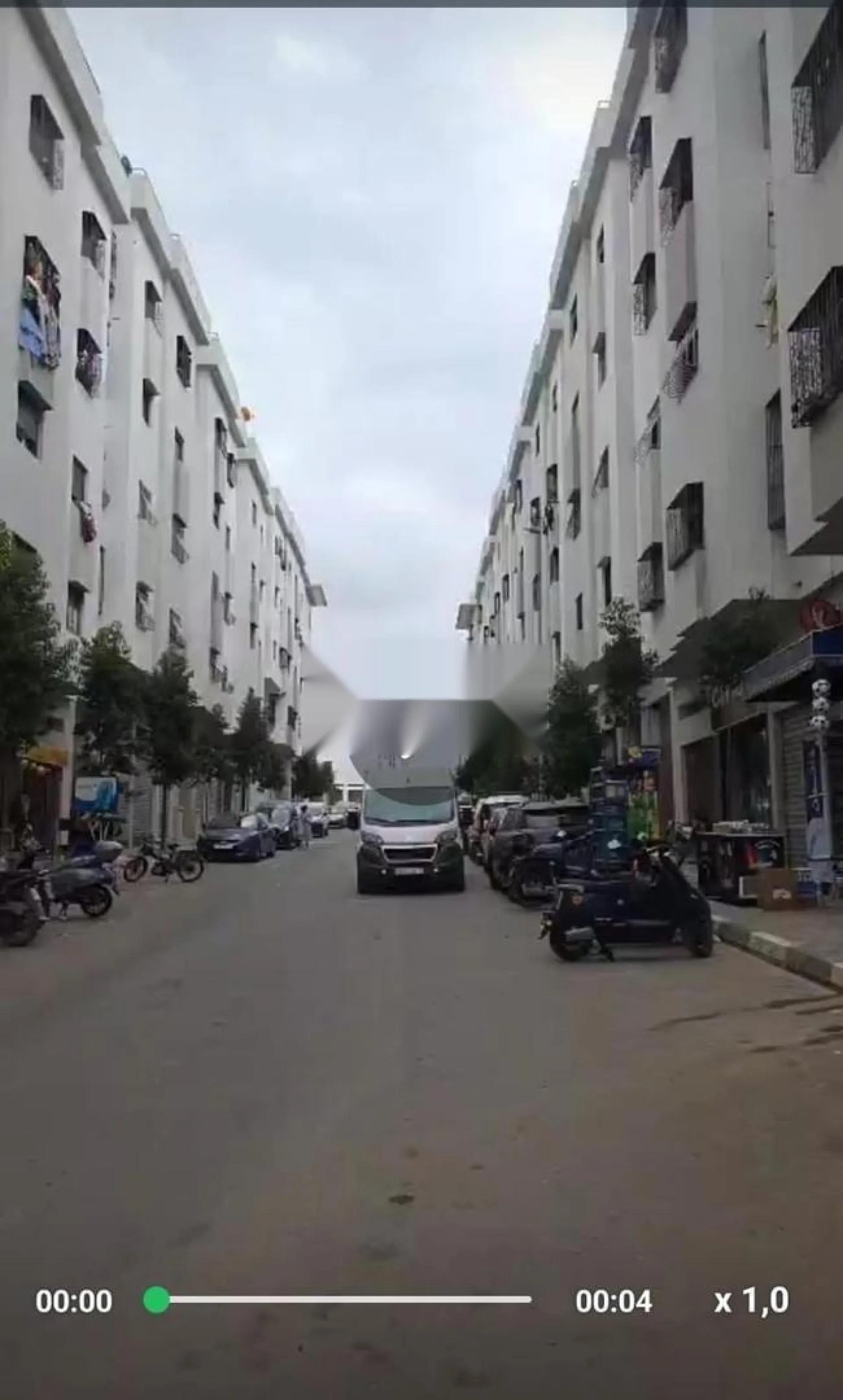 Magasin 17m Commercial à Oulfa