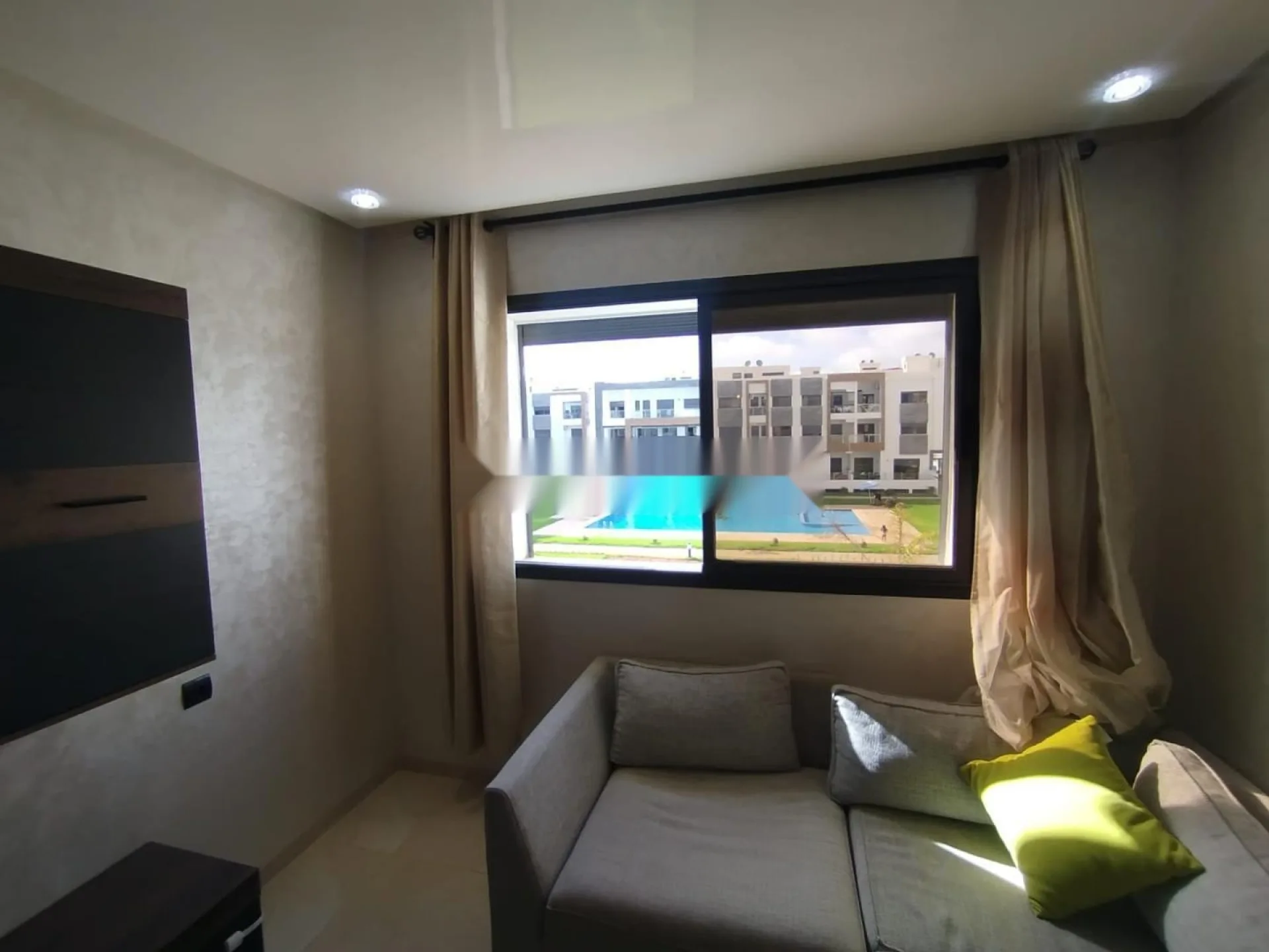 Superbe appartement meublé vue sur piscine