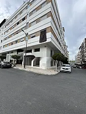 Location Local Commercial 59 m² en face du Stade