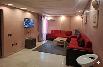 شقة نظيفة ومريحة وسط كليز واي فاي
