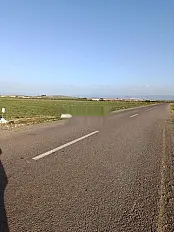 Terrain agricole d'un hectare près de l'aéroport et de la technopole