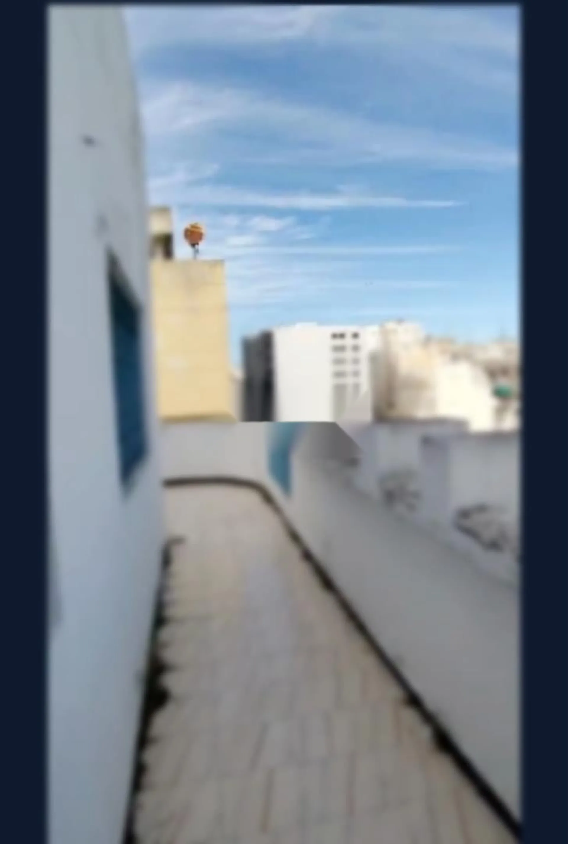 صفقة في الحي الإداري