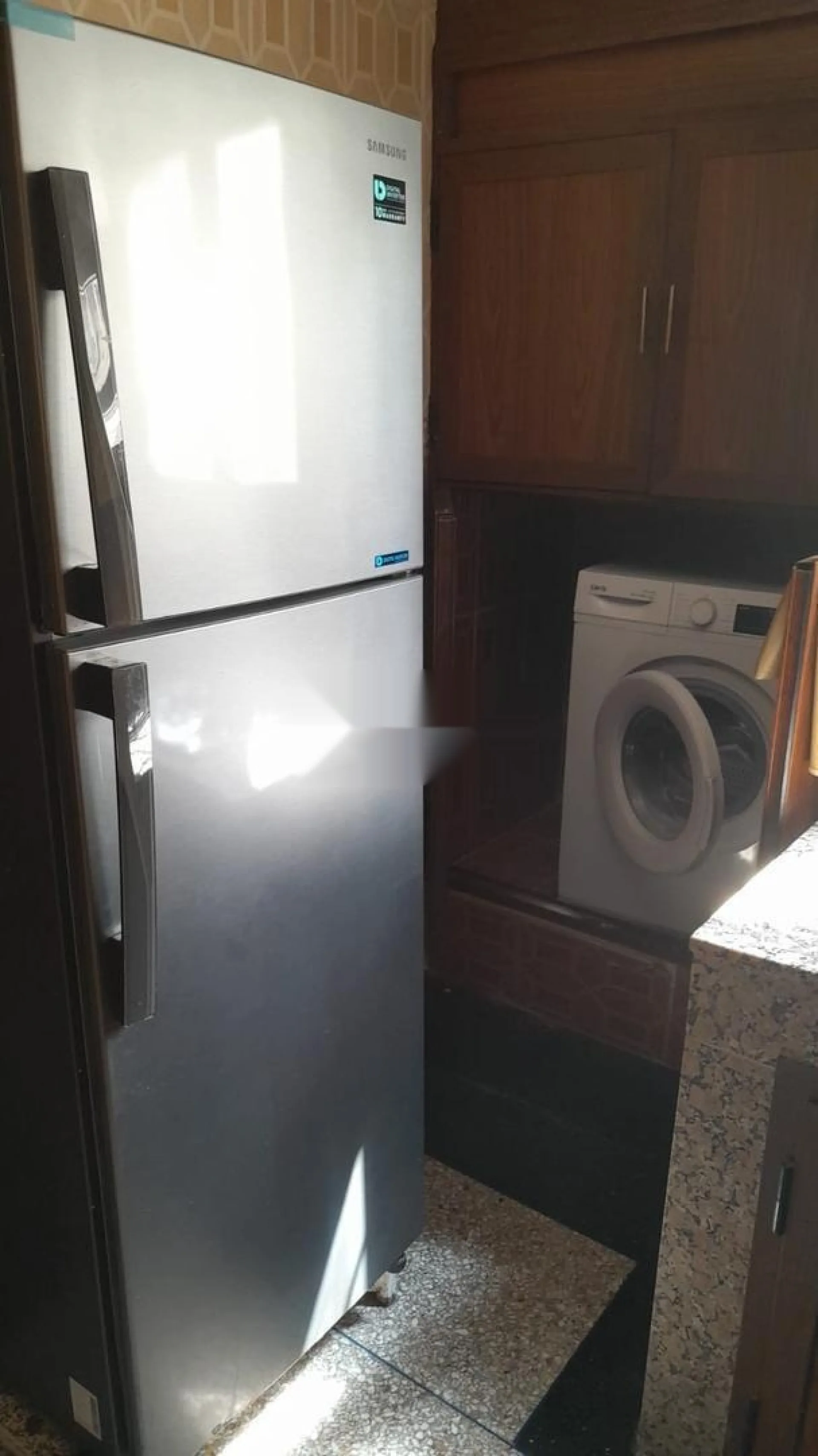 Apt Meublé Sécurisé/3Chambres/ Filles⛔ Bd Roudani