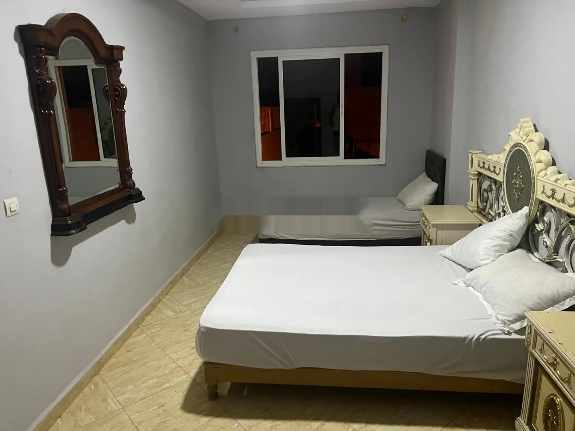 Appartements meublés à louer à la journée pour familles en centre-ville