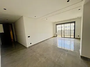Appartement vide 2 CH² à louer à CFC