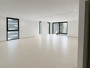 Bureaux disponibles à TFZ à vendre, de 50 à 114 m²