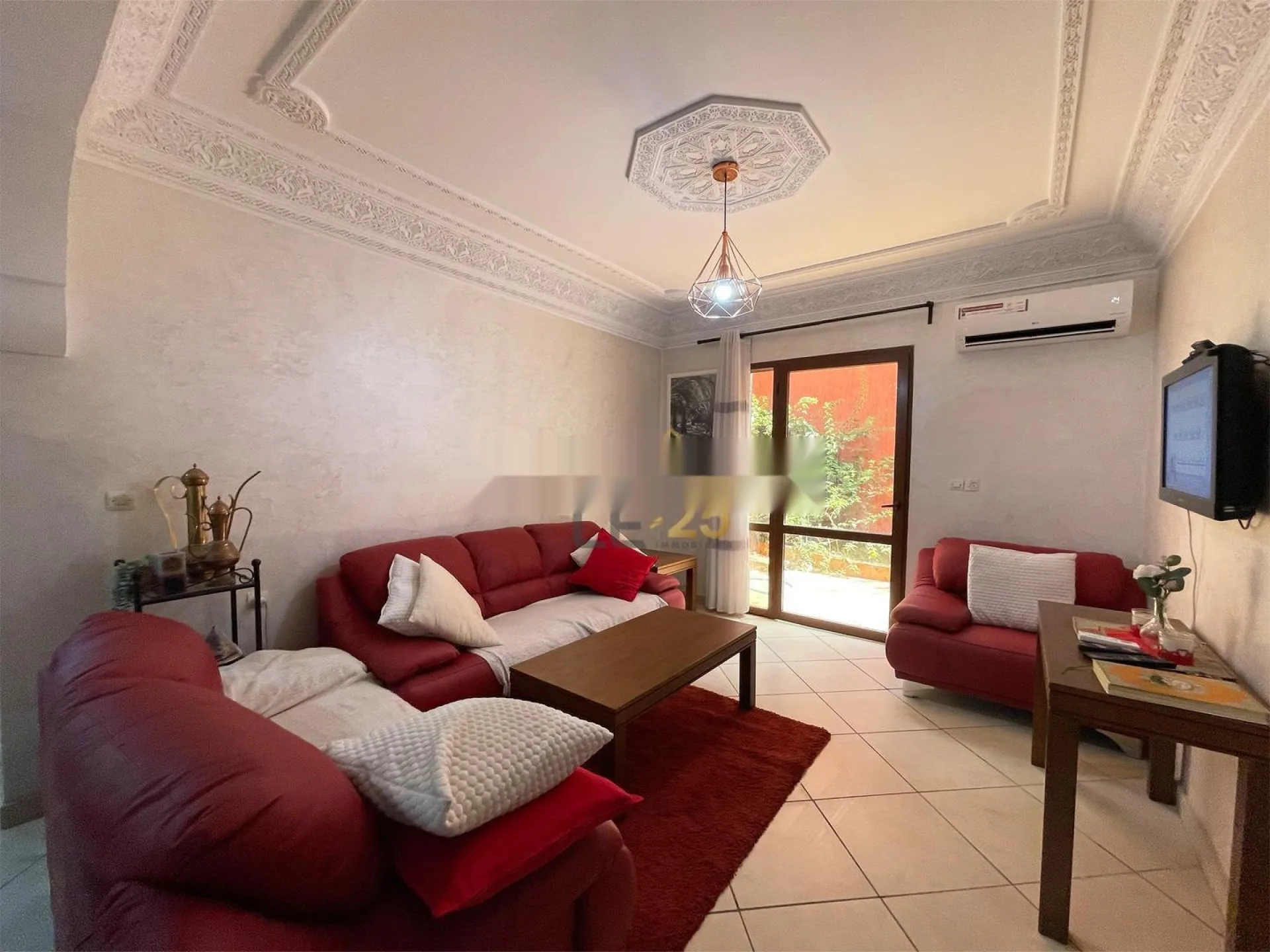 Appartement En Sous-Sol De Villa À Louer À Targa