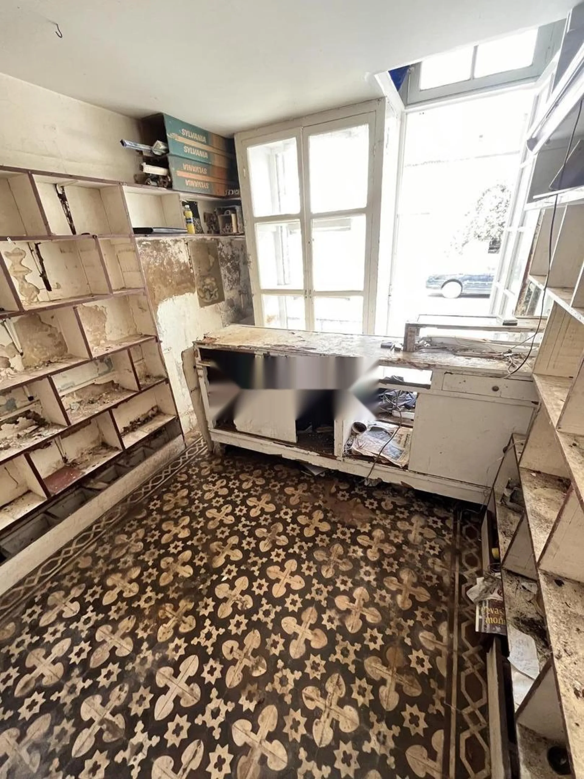 Local commercial à vendre Sarout cœur de Bourgogne