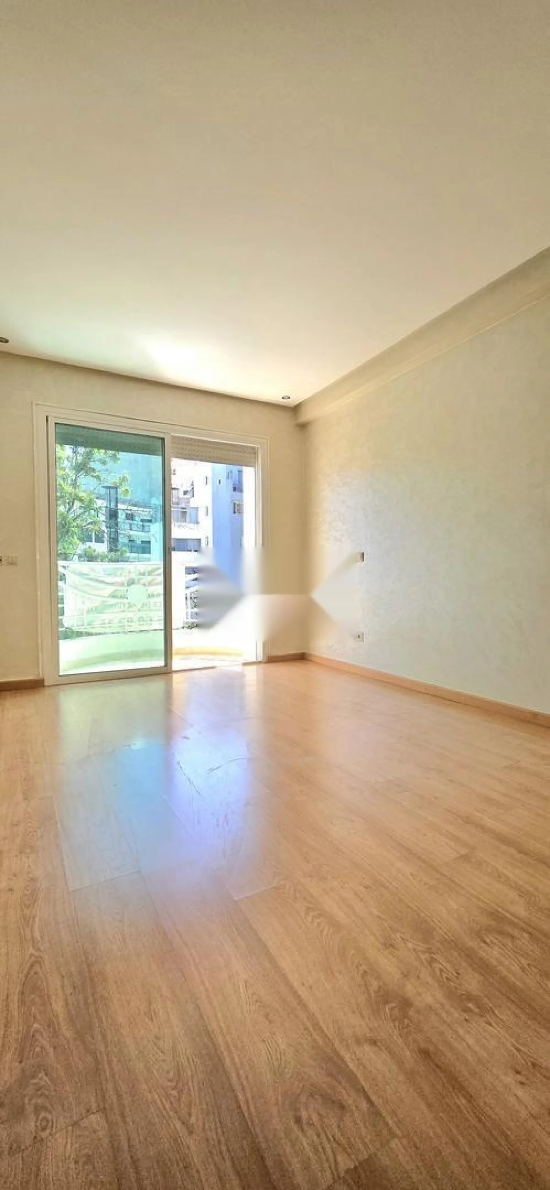Superbe appartement 3 chambres à Bd Massira
