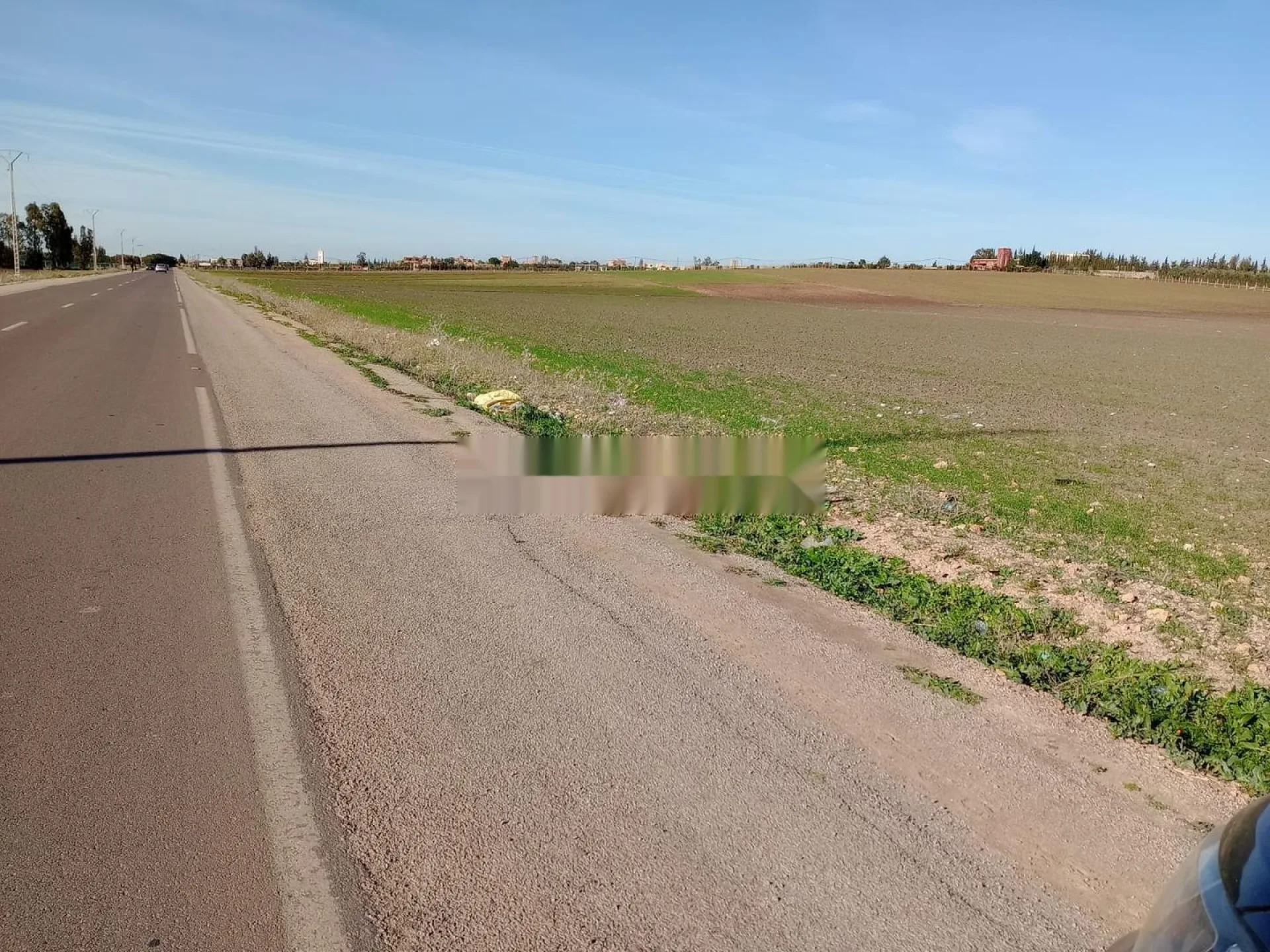 Terrain Benslimane (Route Principale)