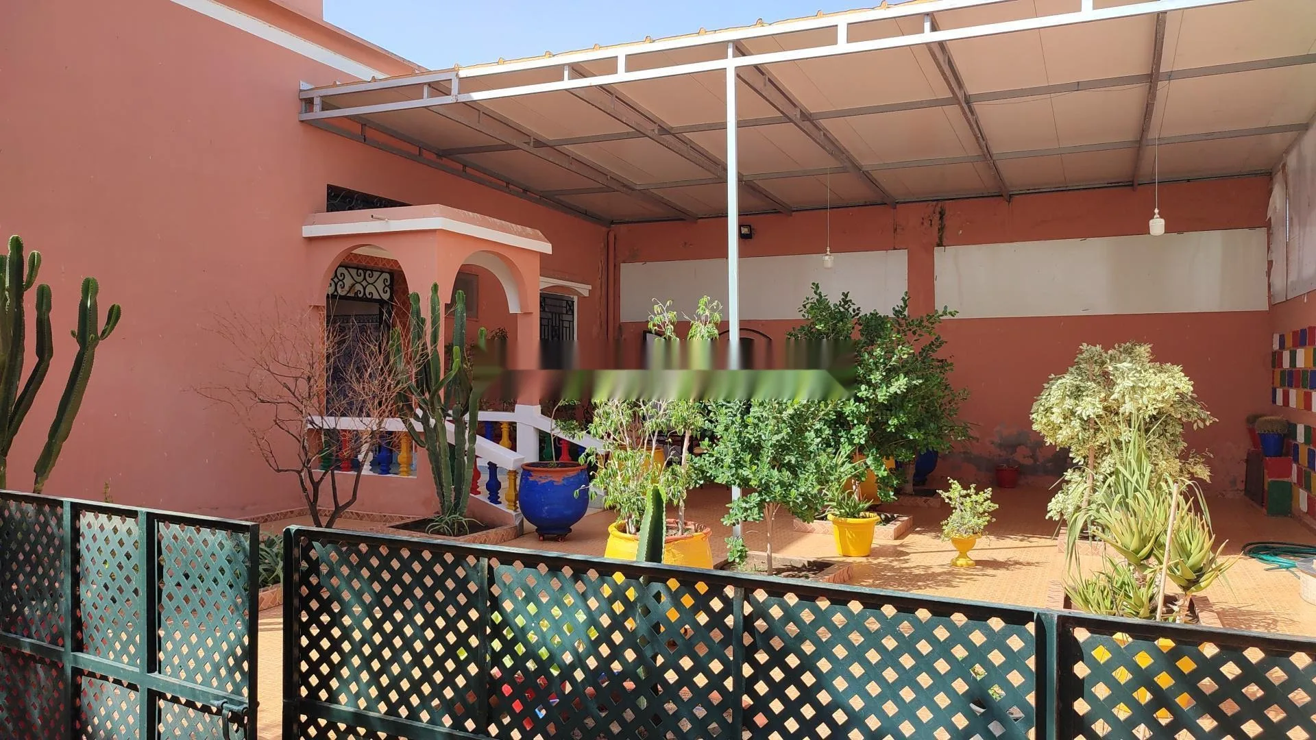 Terrain et villa 1419m2 en Vente à Sidi Bennour