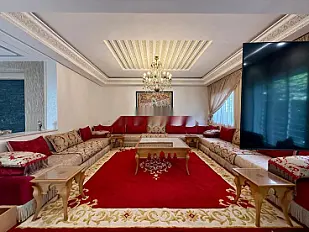 Superbe villa en location meublée à Hay
