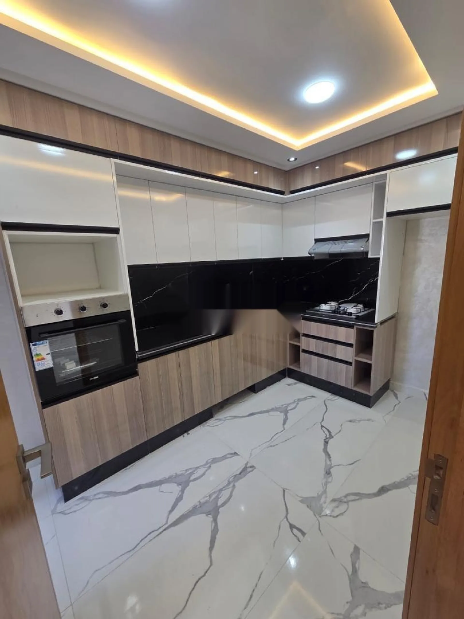Studio 42m Neuf Maarif Proche BD Biranzaran