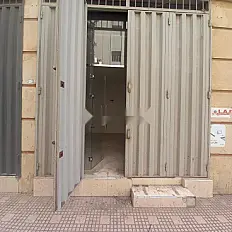 magasin commercial à vendre
