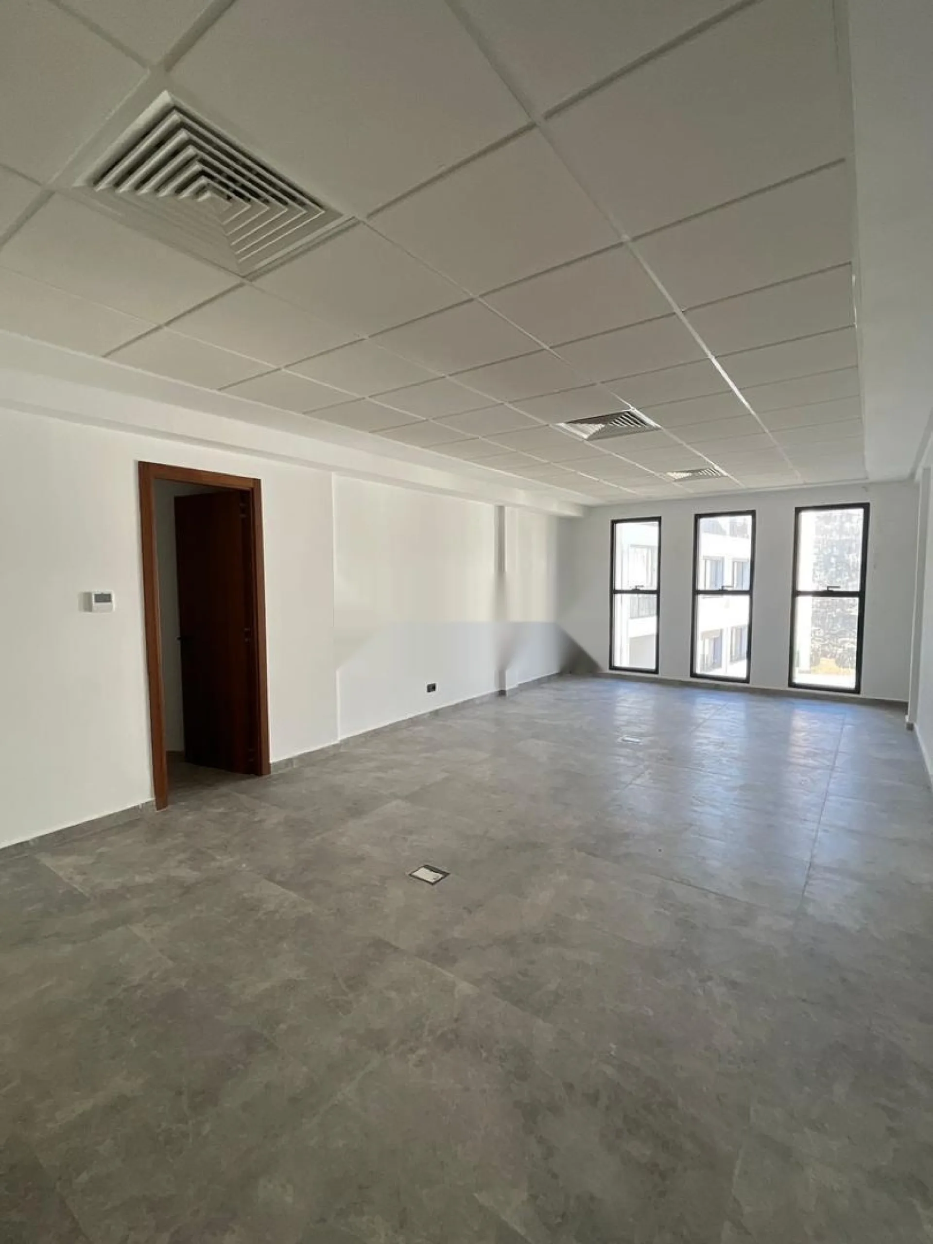 A louer plateau bureau Moulay Youssef