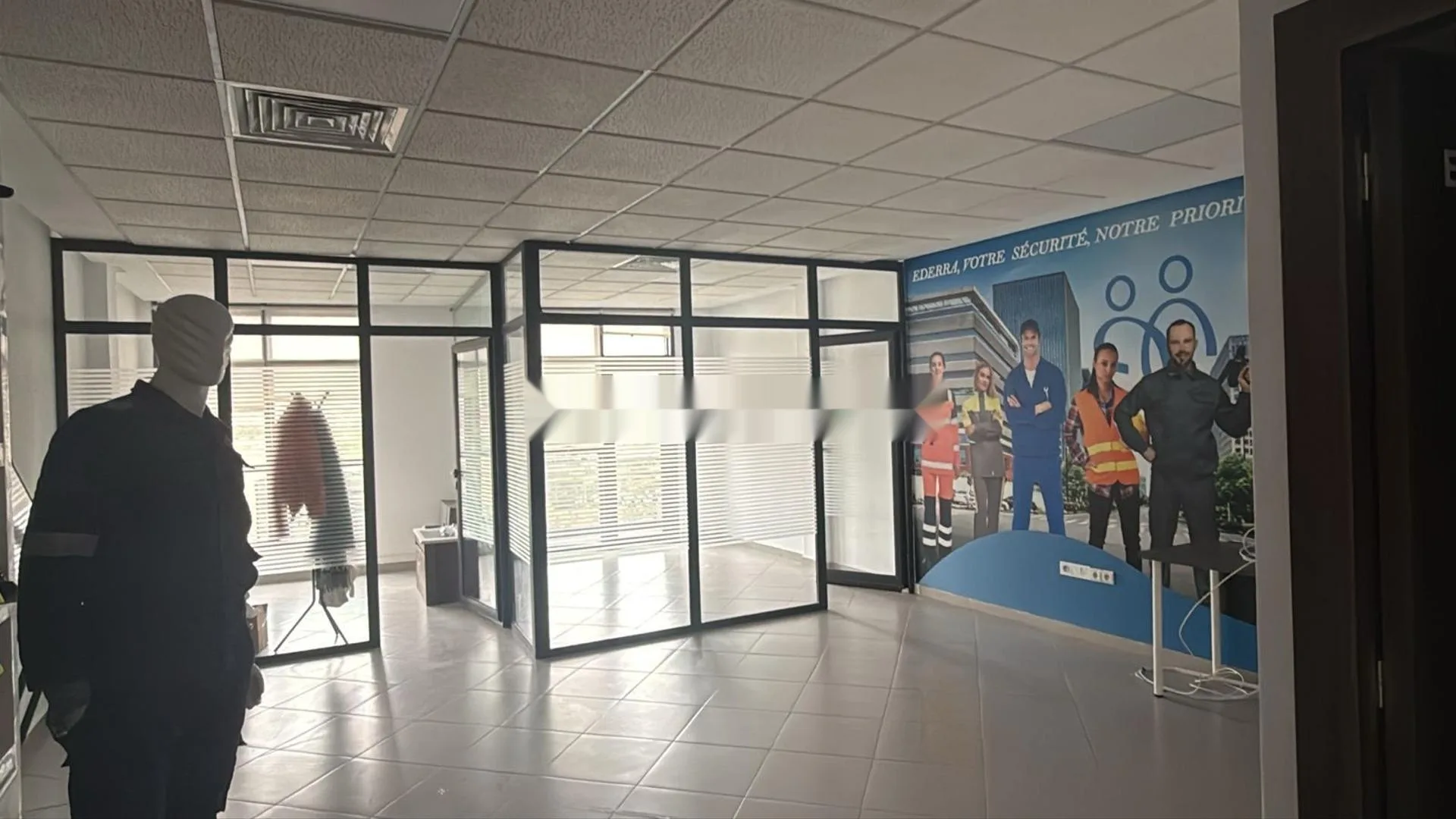 BUREAUX PROFESSIONNELS À LOUER