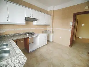 Bonne affaire à Nejma avec parking