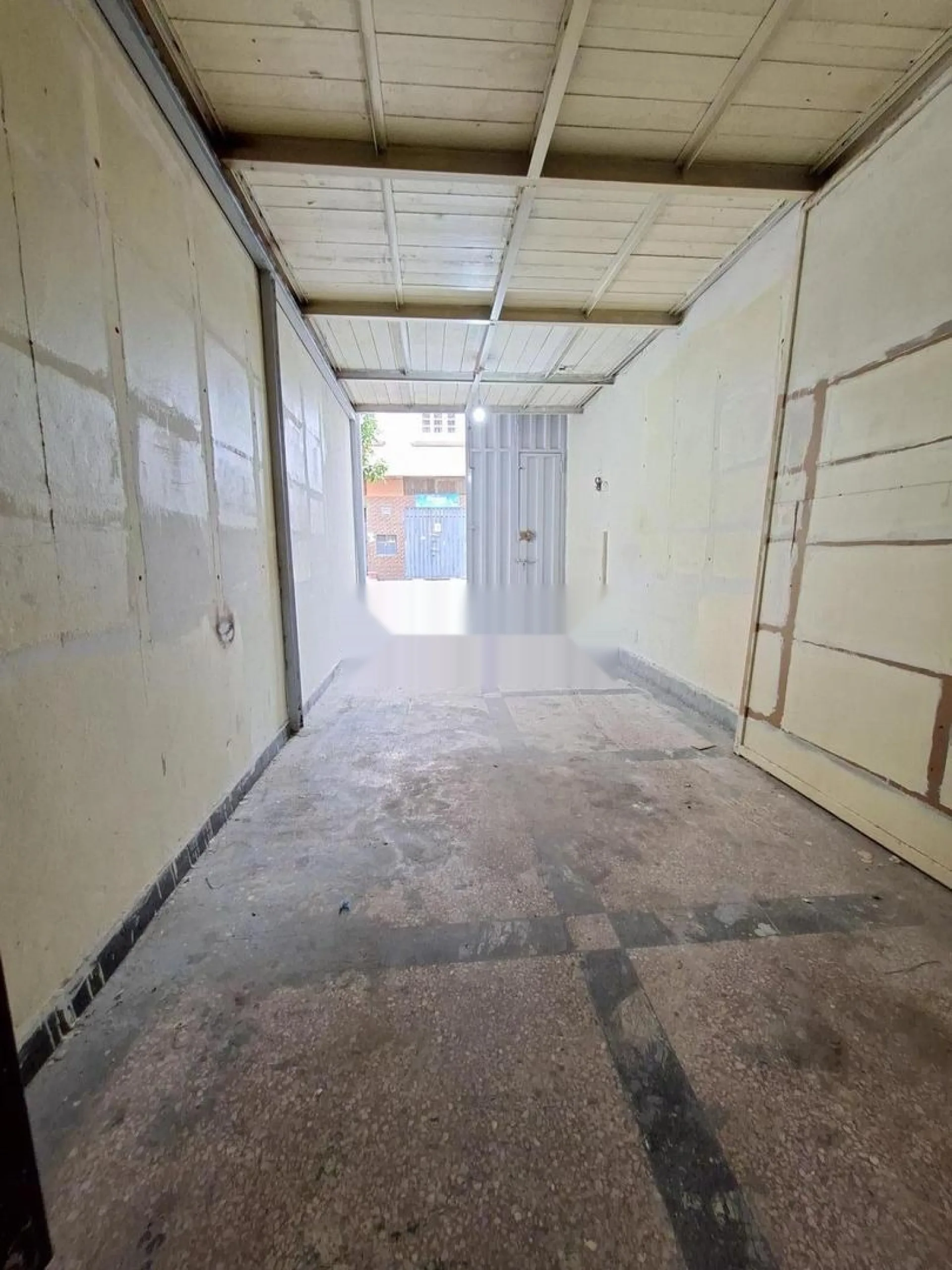 Entrepôt 100 m2 Mandarona à côté Bd al qods