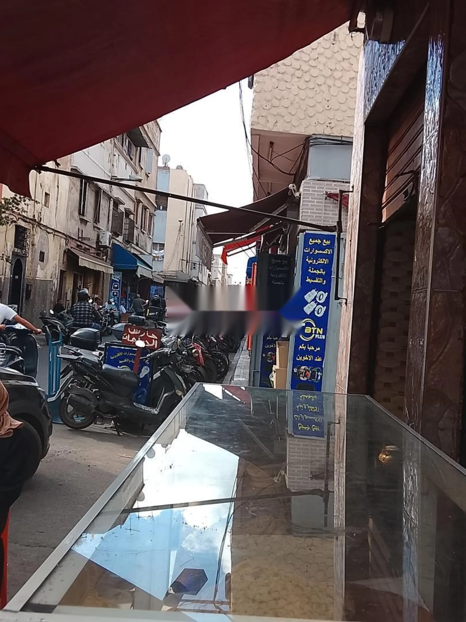 Sarout (bail commercial) à vendre près de plusieurs centres commerciaux