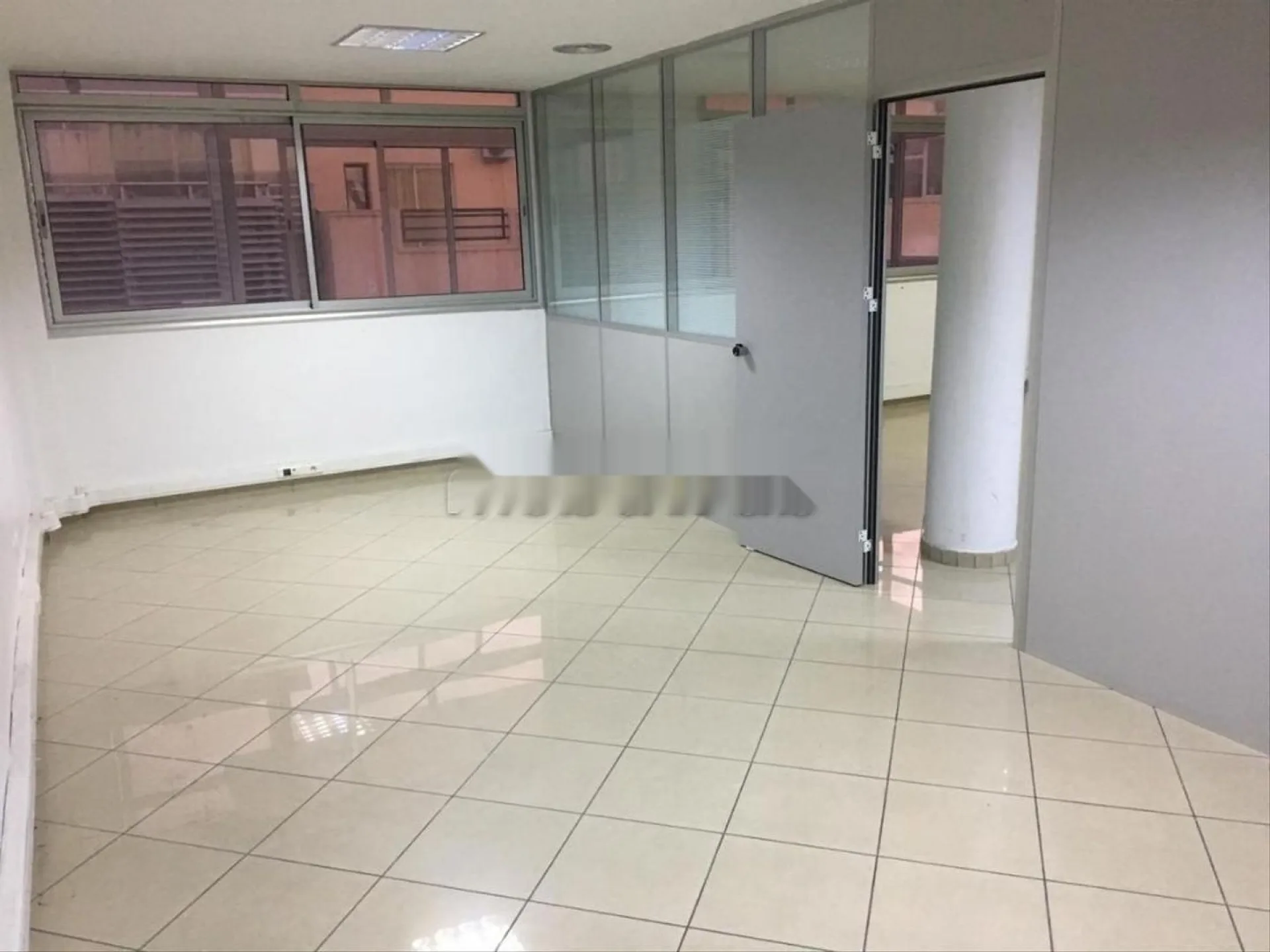 BUREAU À LOUER SUR BOULEVARD RT JADIDA