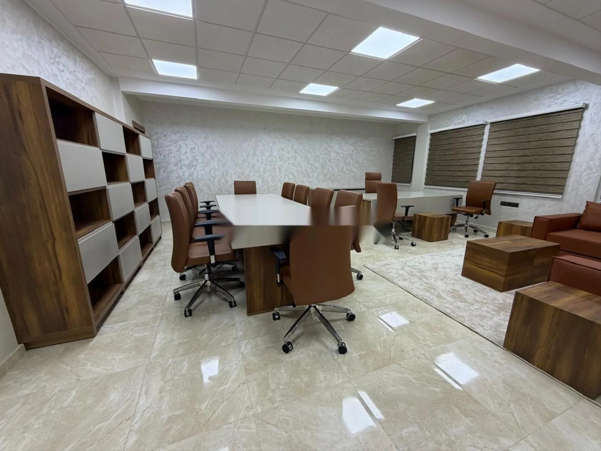 Bureau professionnel équipé à louer à la journée
