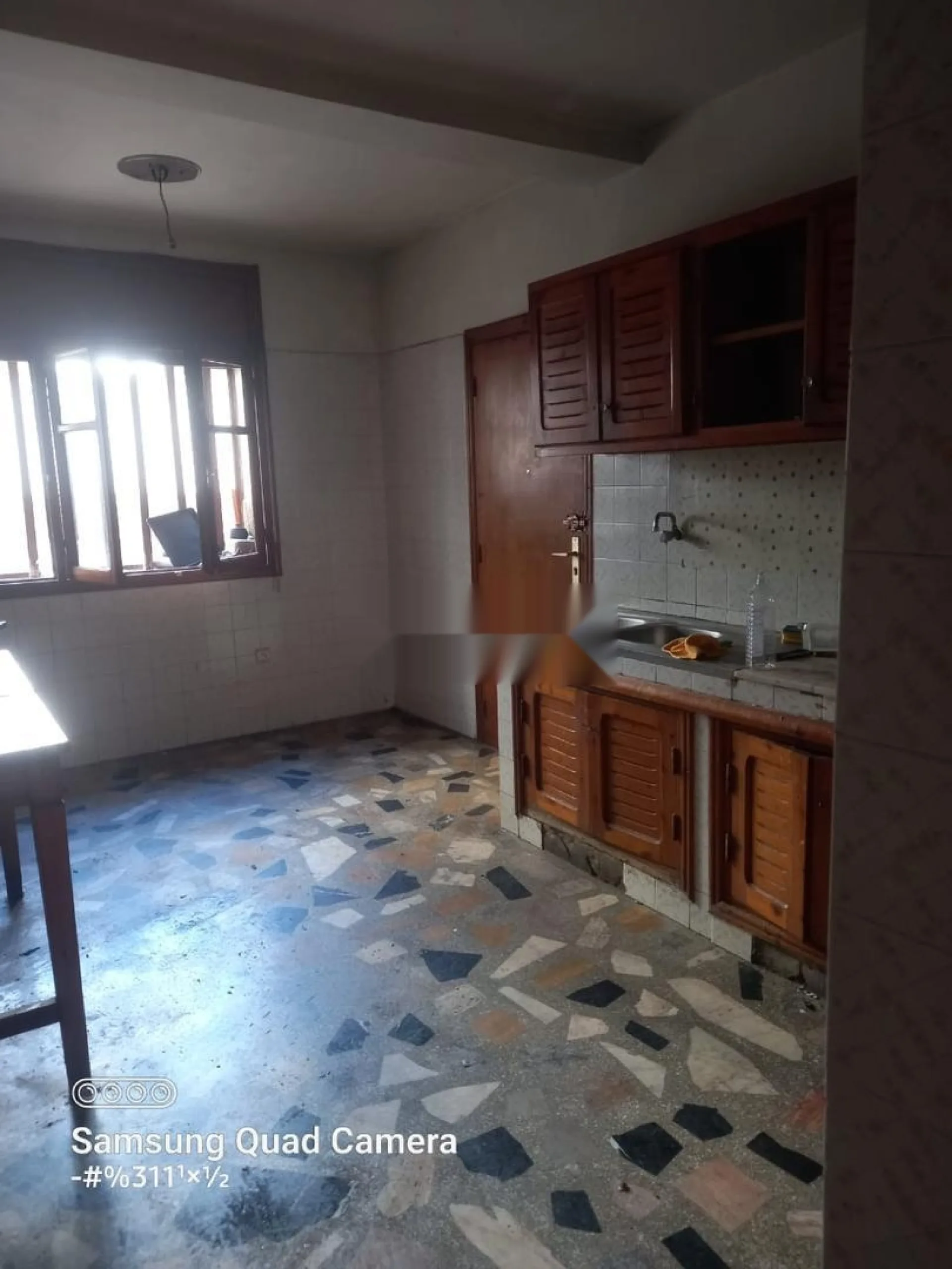 Appartement 2ch 2sal cour 120m2 à louer face Morizgo