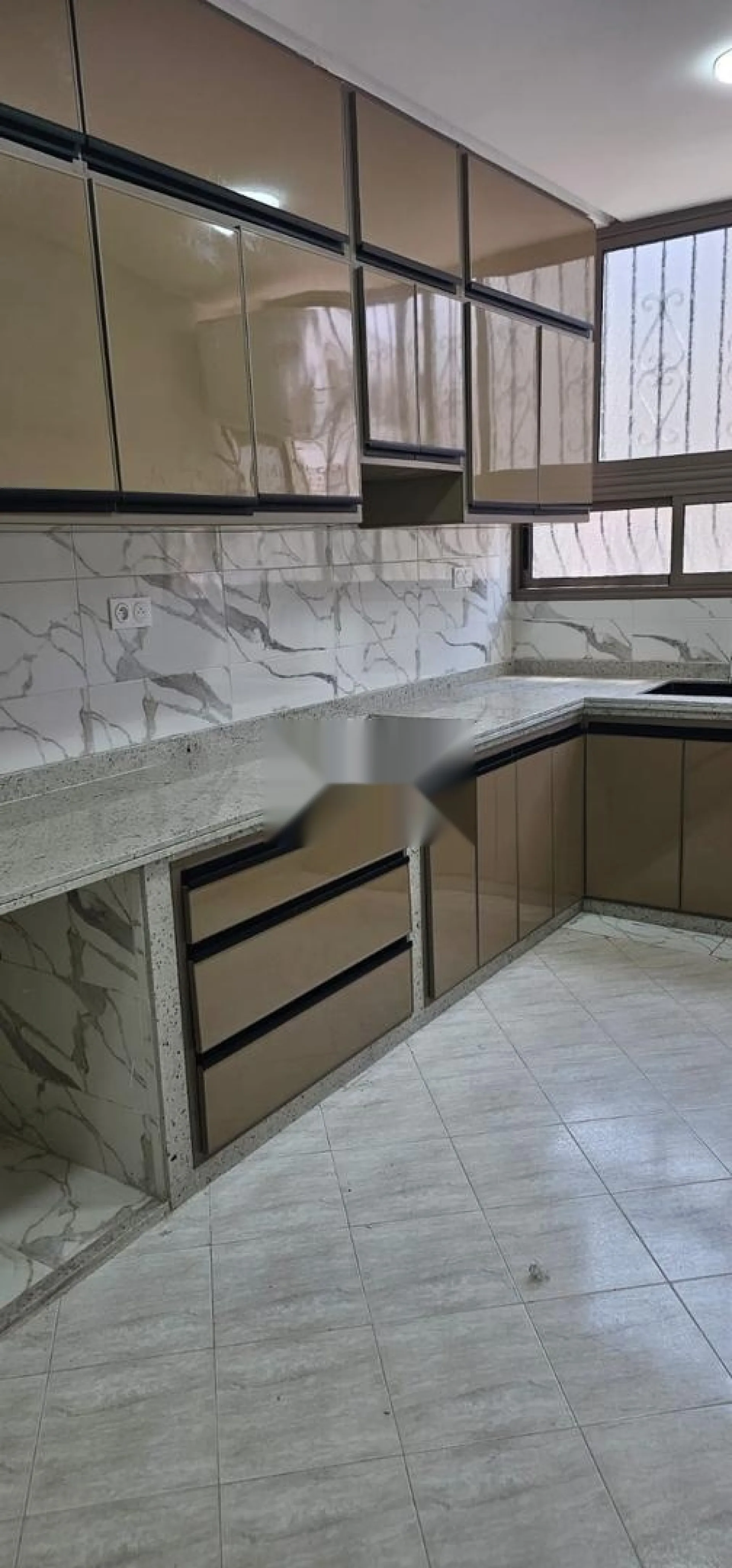 Appartement à louer 3 ch sur bd elqoods
