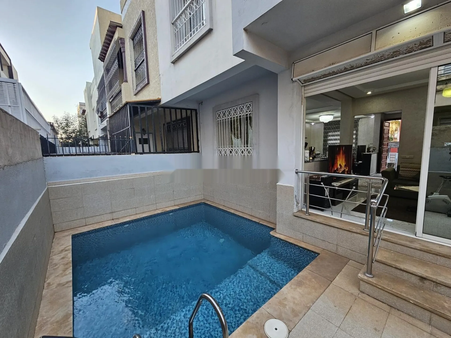 Villa avec piscine à Vendre Riad Omrane, Meknès