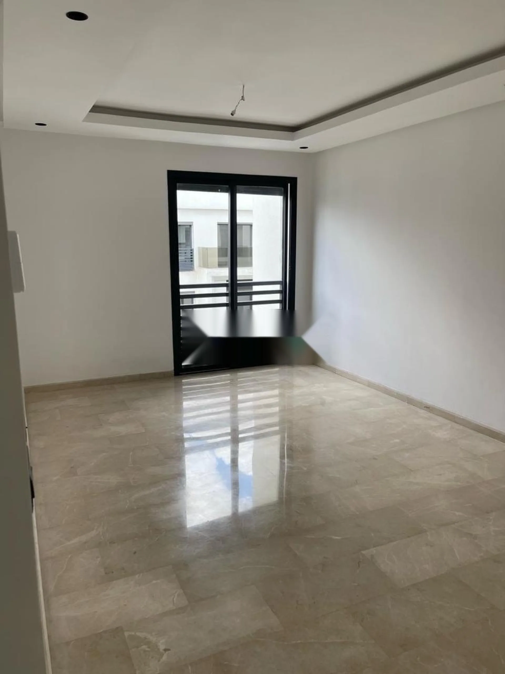 À LOUER - APPARTEMENT AVEC TERRASSES-VILLE VERTE