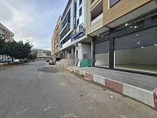 MAGASIN A LOUER Marjane Decathlon 220M2