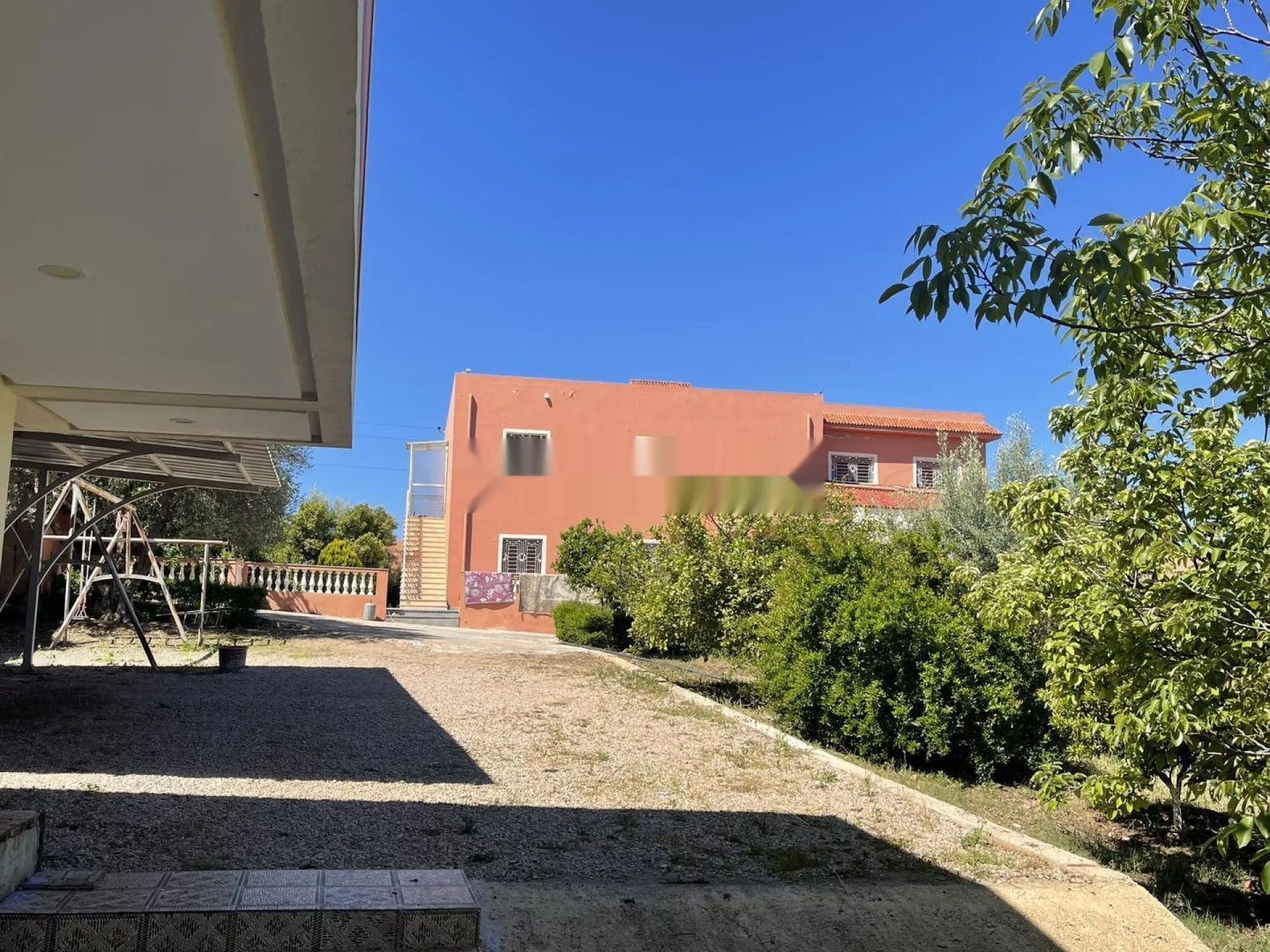 Ferme de luxe avec 3 villas près de Meknès à 7 km