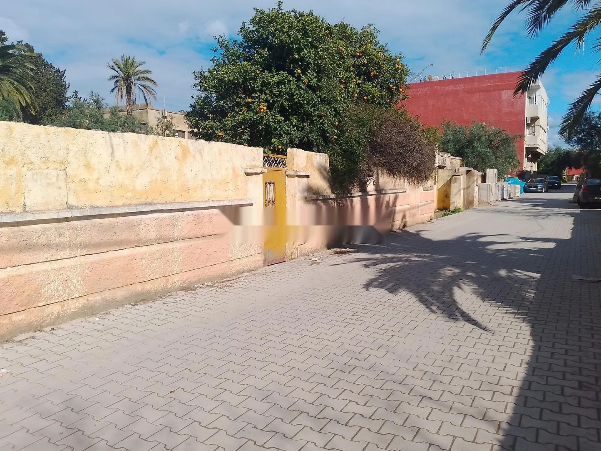 Villa à vendre, échange possible contre meubles
